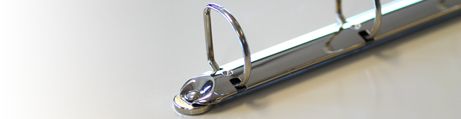 Magnetic ring binders